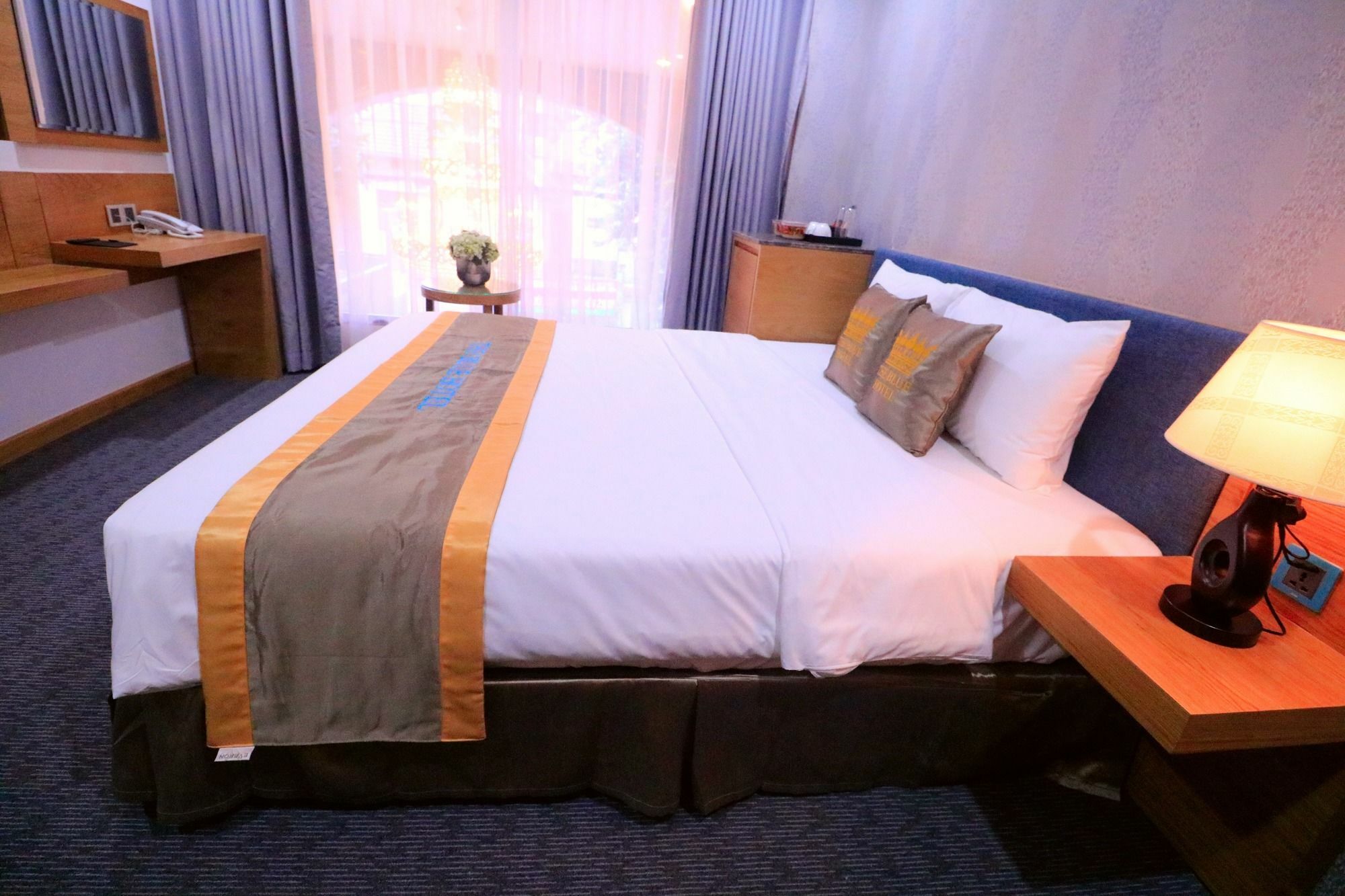 The Blue Airport Hotel Хошимін Екстер'єр фото
